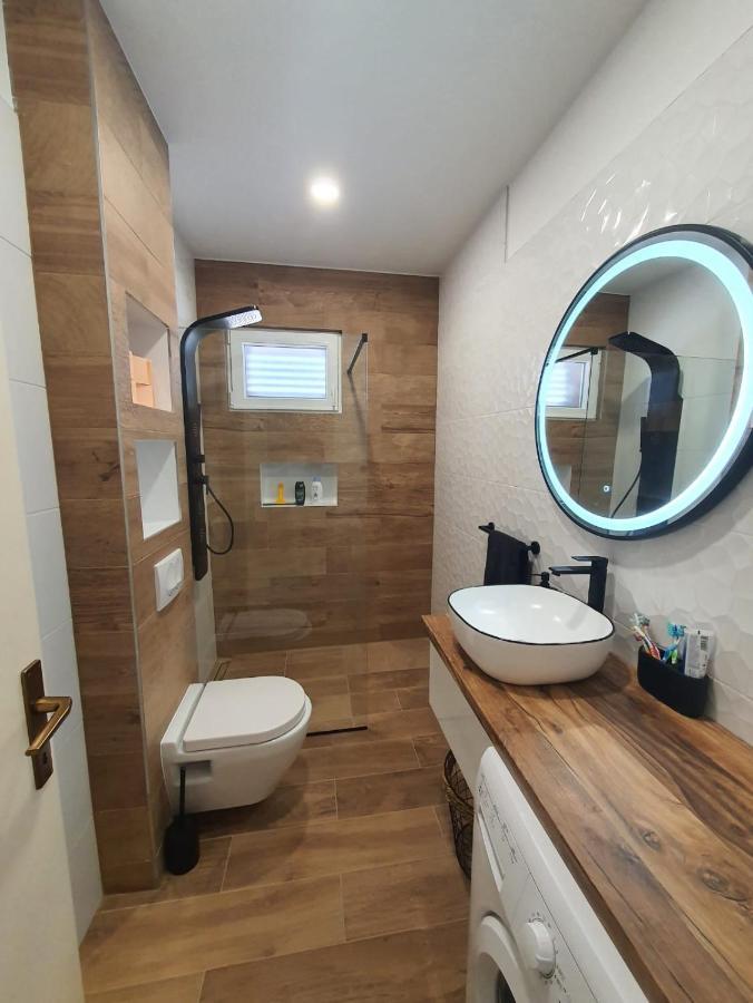 Apartment Fabijana Biograd Na Moru Exterior photo