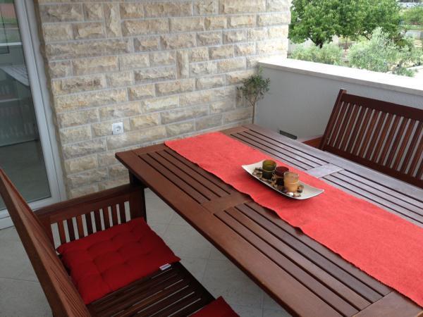 Apartment Fabijana Biograd Na Moru Exterior photo