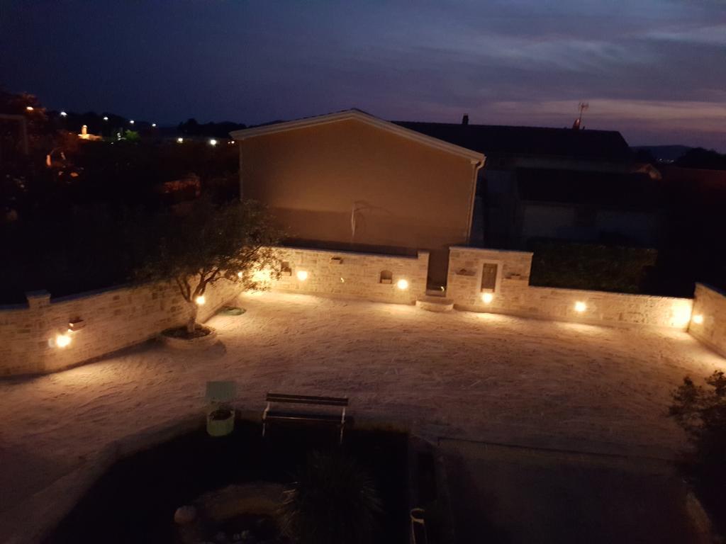 Apartment Fabijana Biograd Na Moru Exterior photo